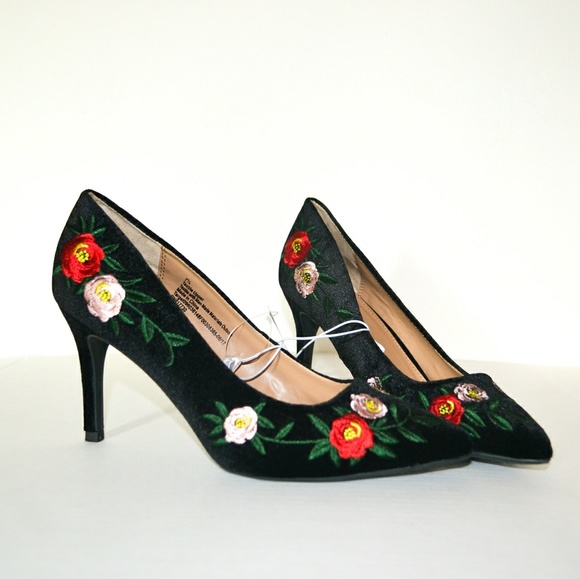 black heels with embroidered flowers